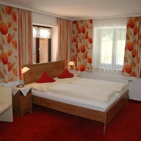 By Zillners Guest house